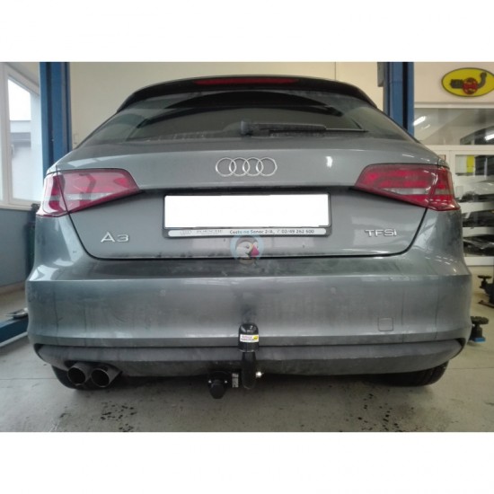 СТАЦИОНАРЕН ТЕГЛИЧ ЗА AUDI A3 3/5ВРАТИ С БОЛТОВА СИСТЕМА ЗА ОСВОБОЖДАВАНЕ НА КУКАТА.
