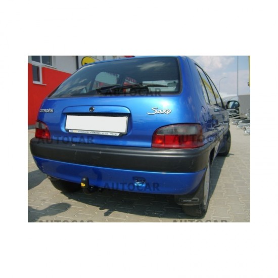 СТАЦИОНАРЕН ТЕГЛИЧ ЗА CITROEN SAXO С БОЛТОВА СИСТЕМА ЗА ОСВОБОЖДАВАНЕ НА КУКАТА.