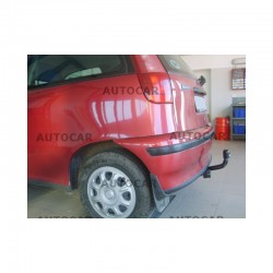 СТАЦИОНАРЕН ТЕГЛИЧ ЗА FIAT PUNTO II С ВИНТОВА СИСТЕМА ЗА ОСВОБОЖДАВАНЕ НА КУКАТА.