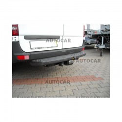 СТАЦИОНАРЕН ТЕГЛИЧ ЗА MERCEDES SPRINTER 3,05/3,665/4,025 ФУРГОН ЕД.ГУМА СЪС СТЕПЕНКА С БОЛТОВА СИСТЕМА ЗА ОСВОБОЖДАВАНЕ НА КУКАТА.