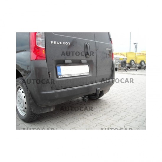 СТАЦИОНАРЕН ТЕГЛИЧ ЗА PEUGEOT BIPPER С БОЛТОВА СИСТЕМА ЗА ОСВОБОЖДАВАНЕ НА КУКАТА
