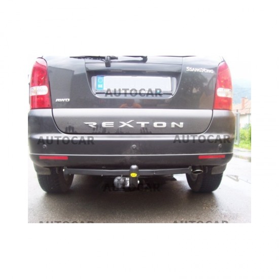 СТАЦИОНАРЕН ТЕГЛИЧ ЗА SSANGYONG REXTON С ВИНТОВА СИСТЕМА ЗА ОСВОБОЖДАВАНЕ НА КУКАТА.