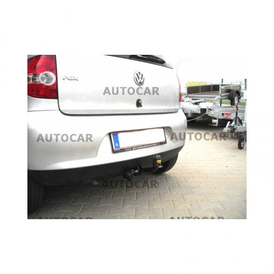 СТАЦИОНАРЕН ТЕГЛИЧ ЗА VOLKSWAGEN FOX 3 ВРАТИ С БОЛТОВА СИСТЕМА ЗА ОСВОБОЖДАВАНЕ НА КУКАТА.