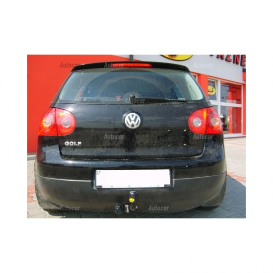СТАЦИОНАРЕН ТЕГЛИЧ ЗА VOLKSWAGEN GOLF VI 3/5 ВРАТИ С БОЛТОВА СИСТЕМА ЗА ОСВОБОЖДАВАНЕ НА КУКАТА.