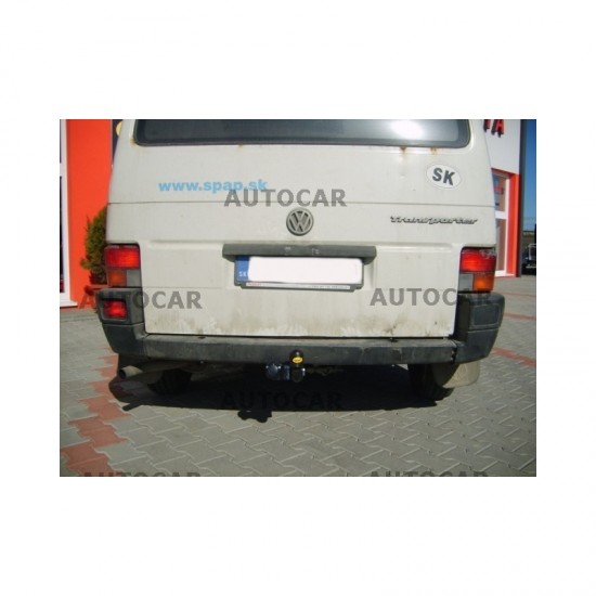 СТАЦИОНАРЕН ТЕГЛИЧ ЗА VOLKSWAGEN TRANSPORTER С БОЛТОВА СИСТЕМА ЗА ОСВОБОЖДАВАНЕ НА КУКАТА.